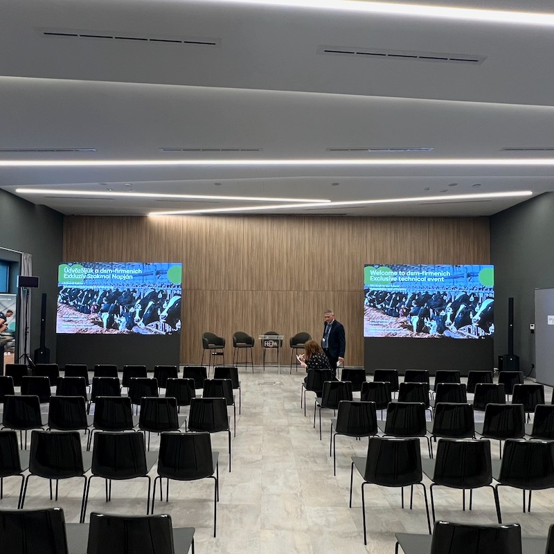 DSM konferencia beltéri LED fal